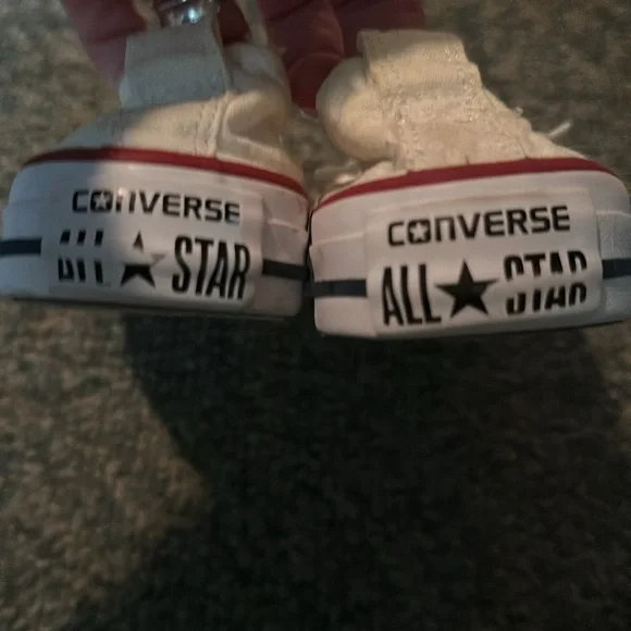 Converse - Picture 3 of 3